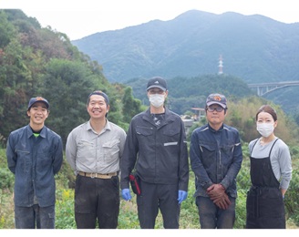有限会社秋川飼楽園 代表/秋川 照海
